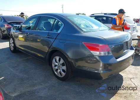 2010 Honda Accord Exl z USA, uszkodzony, nr VIN 1HGCP2F87AA193469